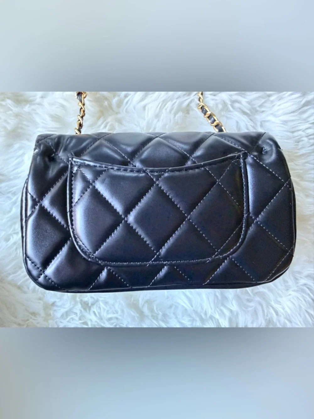 Chanel Makeup Black Mini Hearts on Chain NEW in Box w Dustbag
***PRICE FIRM*** - Picture 5 of 16